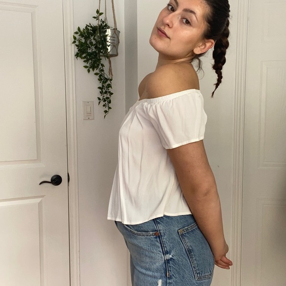 Off shoulder top - Picture 2 of 4